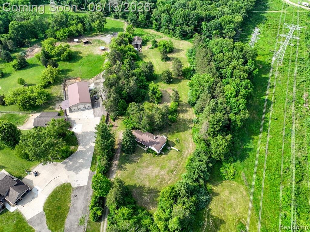 House in Wixom, Michigan, United States 3 - 18308819