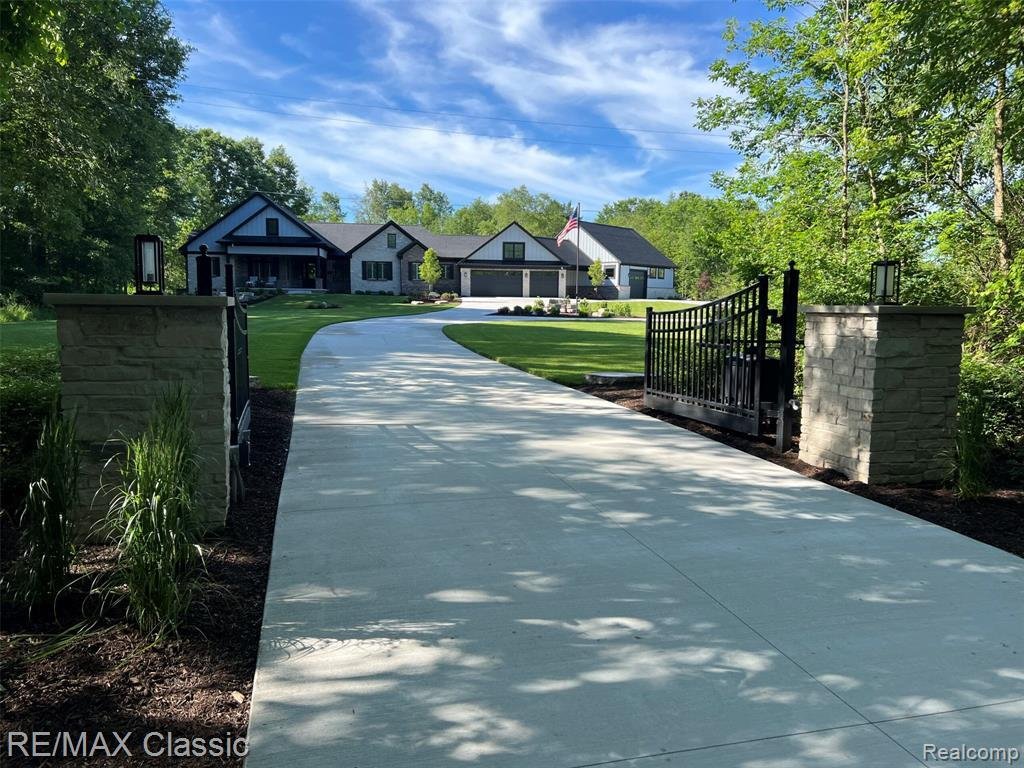 House in Milford Charter Township, Michigan, United States 2 - 18308351