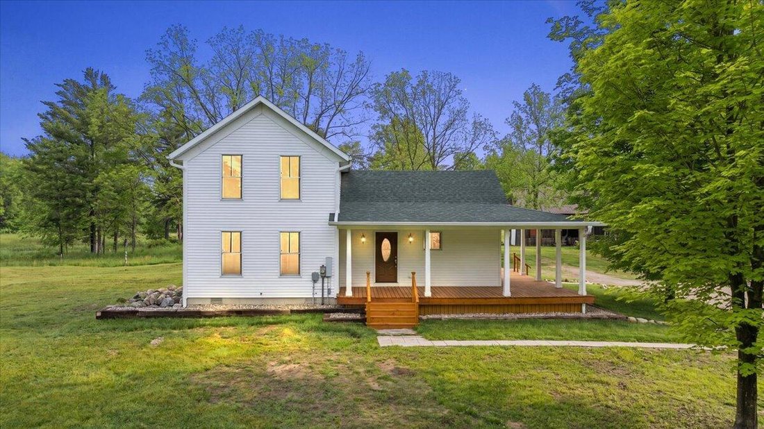 House in Grand Junction, Michigan, United States 1 - 18310043