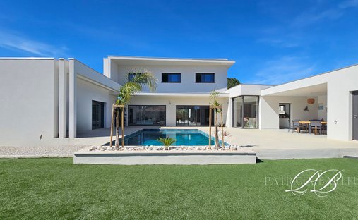 Villa in Saint-Feliu-d'Avall, Occitania, France 1