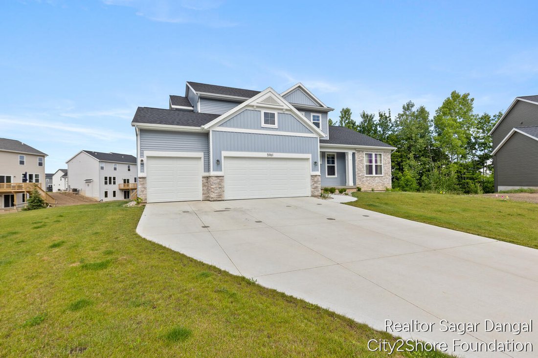 House in Caledonia, Michigan, United States 3 - 18310081