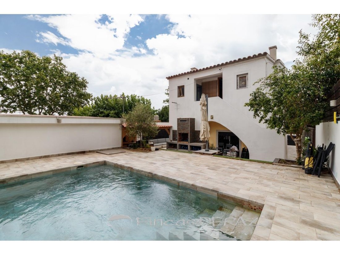 Chalet in Castelldefels, Catalonia, Spain 1 - 18312301