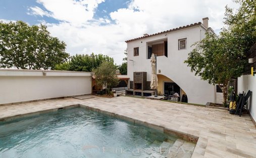 Chalet in Castelldefels, Catalonia, Spain 1