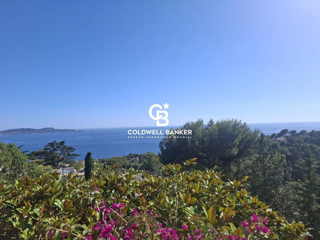 House in Centre Ville, Carqueiranne, France 1 - 17283766