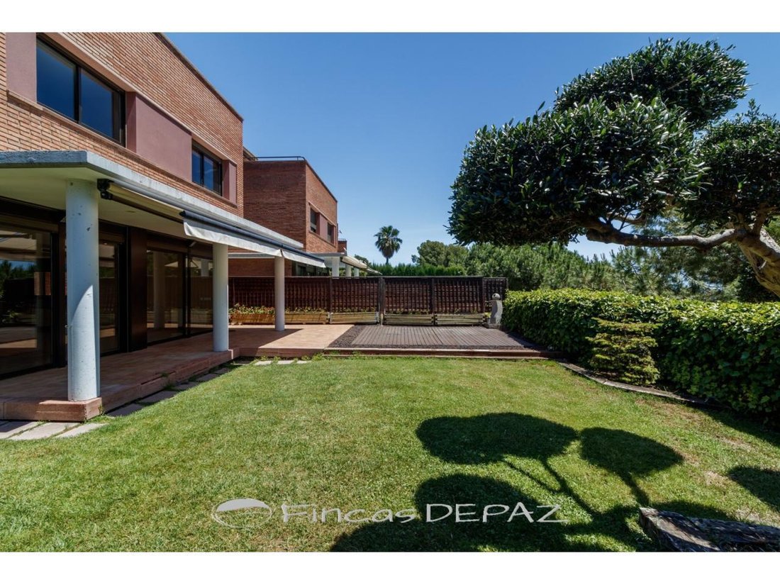 Chalet in Castelldefels, Catalonia, Spain 5 - 18312403