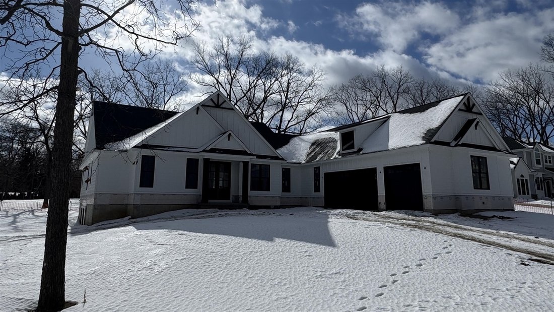 House in Orchard Lake Village, Michigan, United States 2 - 18309972