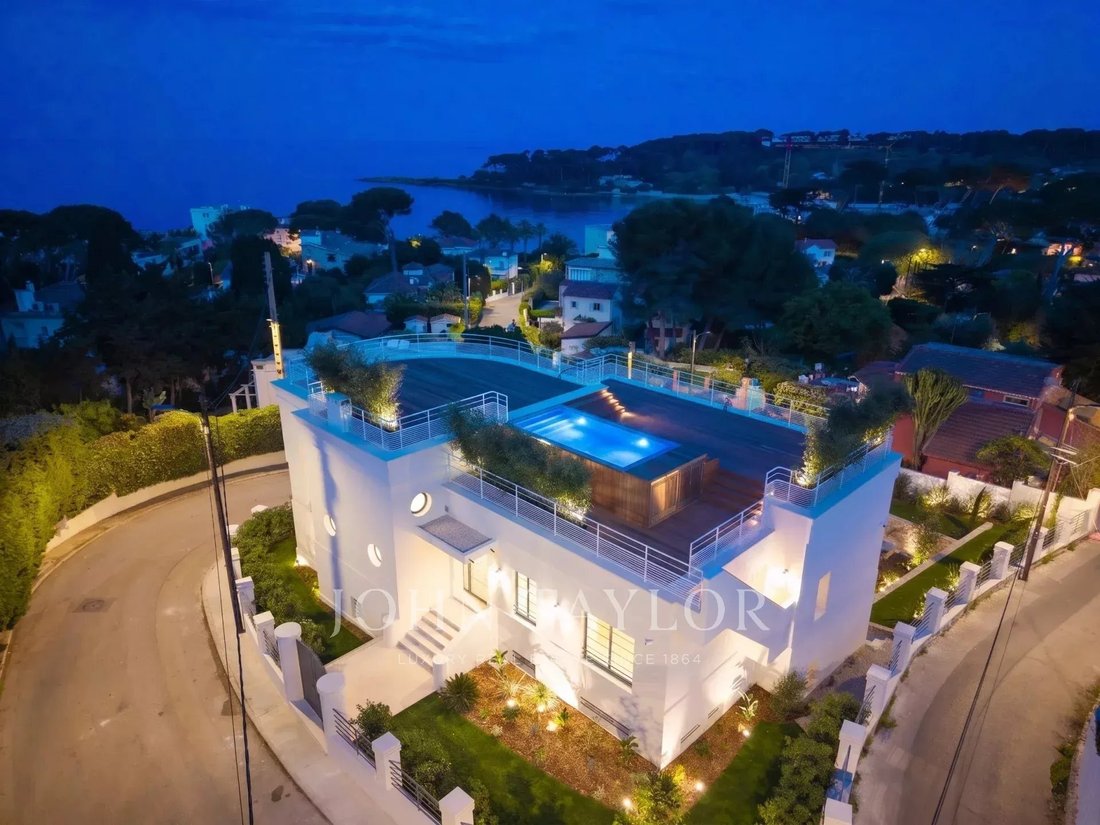 Villa in Antibes, Provence-Alpes-Côte d'Azur, France 3 - 18310404