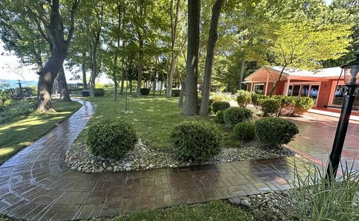 House in Benton Harbor, Michigan, United States 1