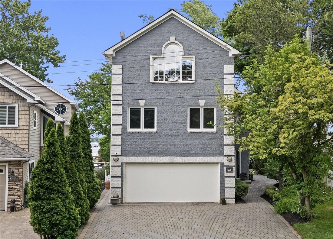 House in Orchard Lake Village, Michigan, United States 2 - 18309919