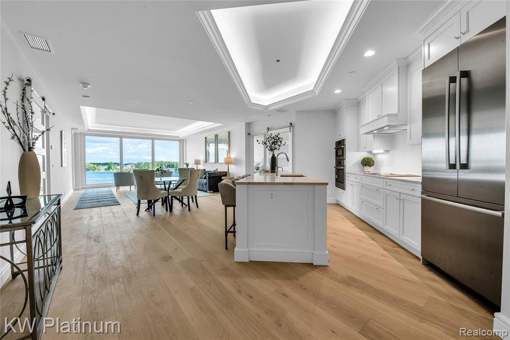 Condo in Port Huron, Michigan, United States 2 - 18307956