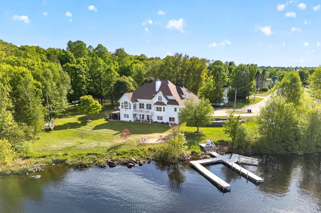House in Michigamme Township, Michigan, United States 1 - 18309956