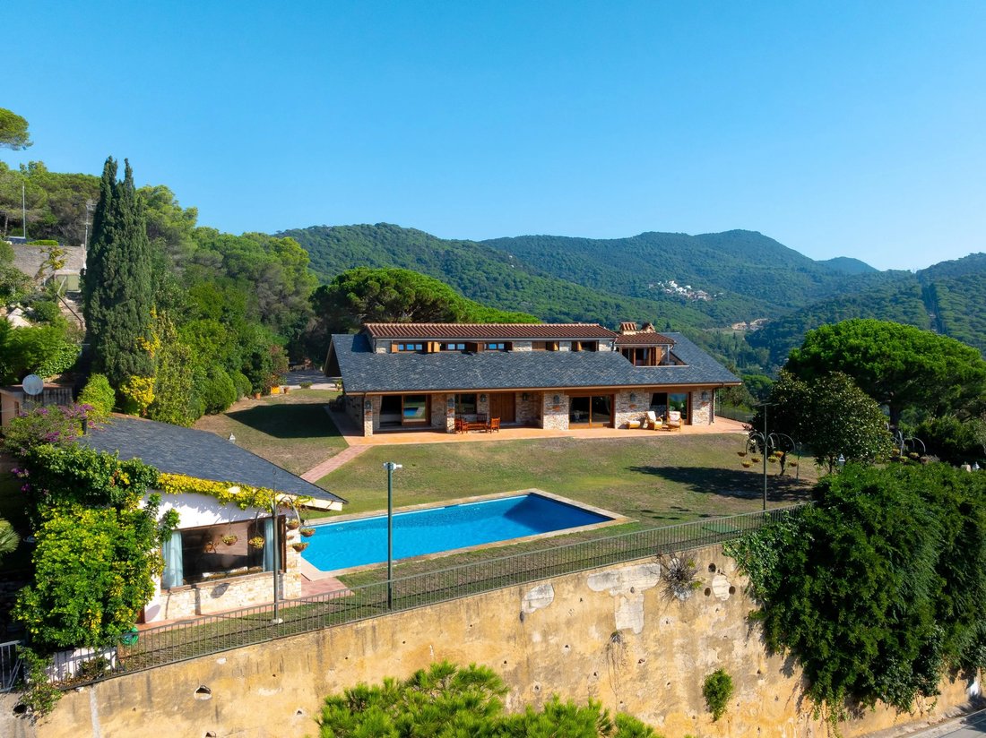 Chalet in Sant Andreu de Llavaneres, Catalonia, Spain 1 - 18311816