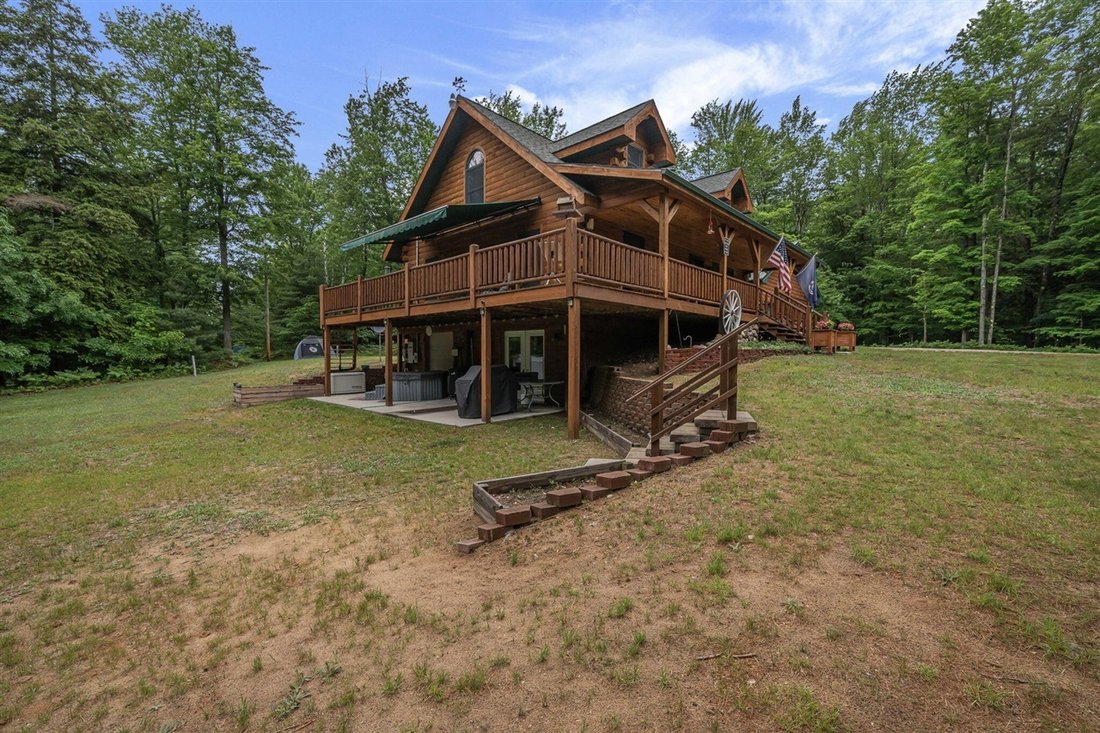 House in Cadillac, Michigan, United States 1 - 18309830
