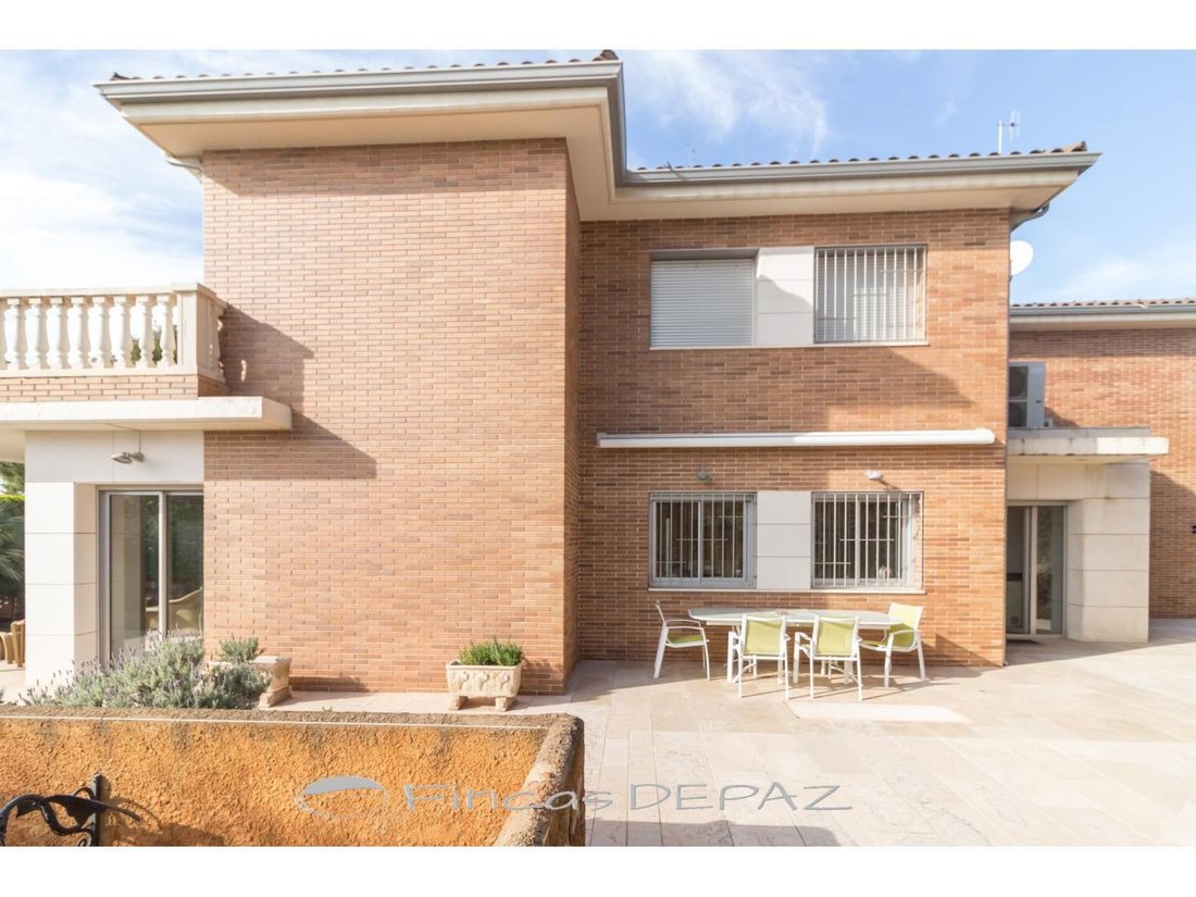 Chalet in Castelldefels, Catalonia, Spain 4 - 18312381