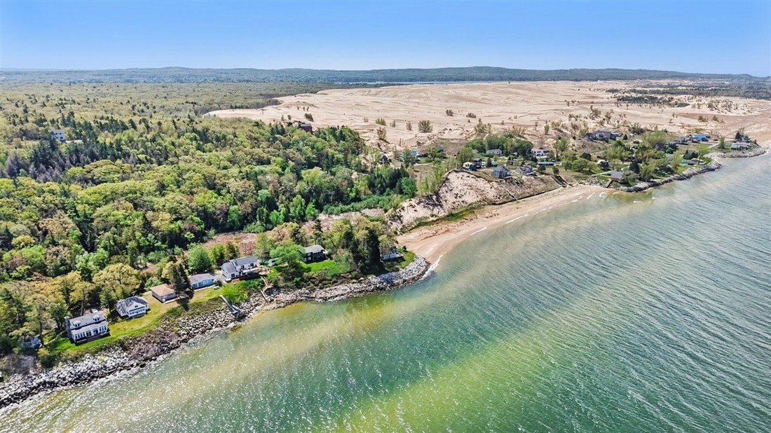 House in Mears, Michigan, United States 3 - 18309200