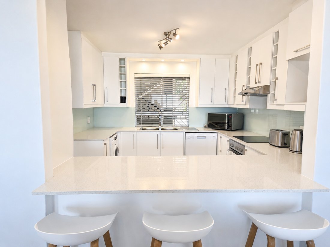 Apartment in Bothasig, Cape Town, South Africa 5 - 18310902