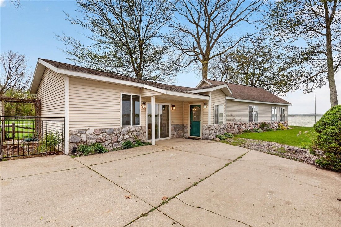 House in Shelbyville, Michigan, United States 1 - 18308511
