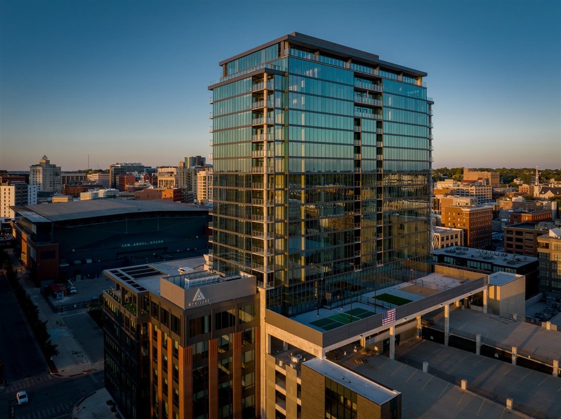 Condo in Grand Rapids, Michigan, United States 2 - 18307719
