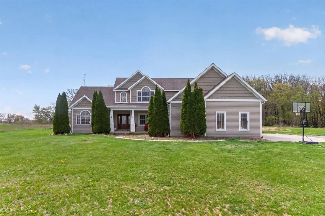 House in Sheridan, Michigan, United States 4 - 18309973