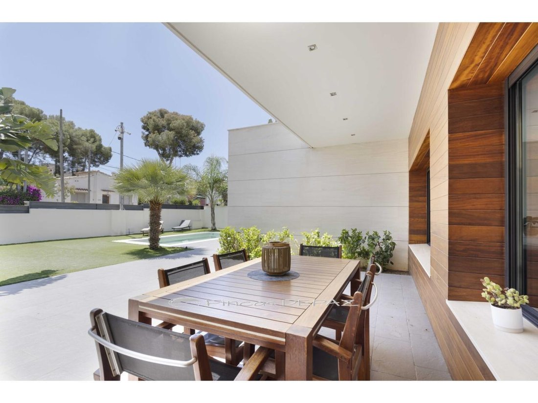 Chalet a Castelldefels, Catalogna, Spagna 3 - 18312339