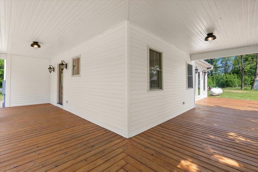 House in Grand Junction, Michigan, United States 4 - 18310043