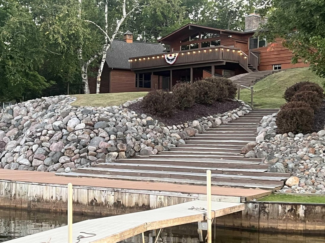 House in Gladwin, Michigan, United States 1 - 18308154
