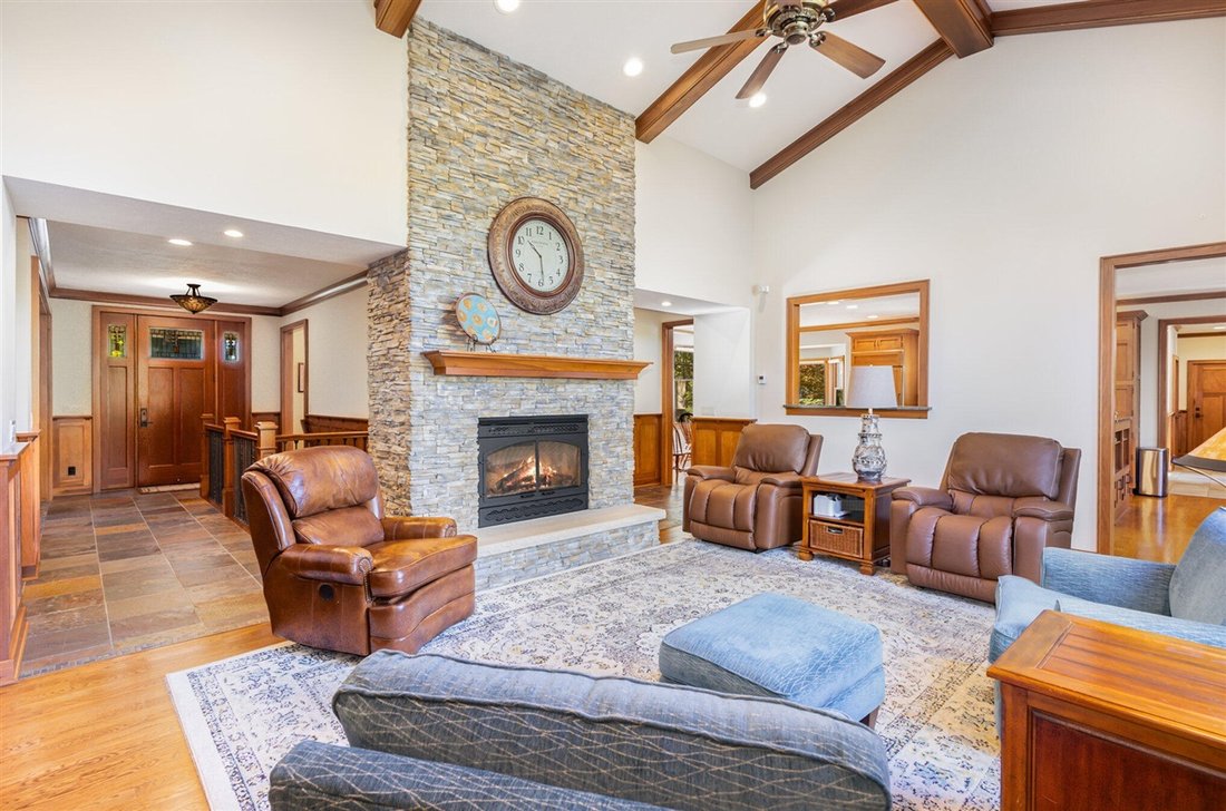 House in Windsor charter Township, Michigan, United States 4 - 18309650