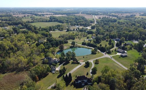 House in Windsor charter Township, Michigan, United States 1