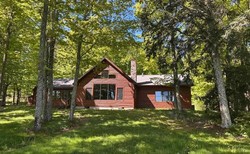 House in Au Train, Michigan, United States 1