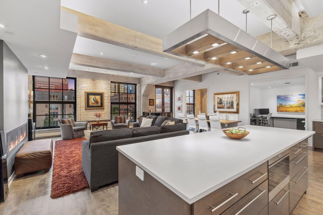Condominio a Minneapolis, Minnesota, Stati Uniti 3 - 18310452
