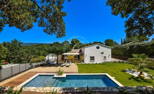 Villa in Flayosc, Provence-Alpes-Côte d'Azur, France 1