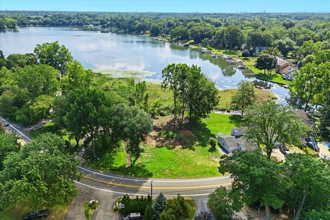 House in Pontiac, Michigan, United States 4 - 18309657