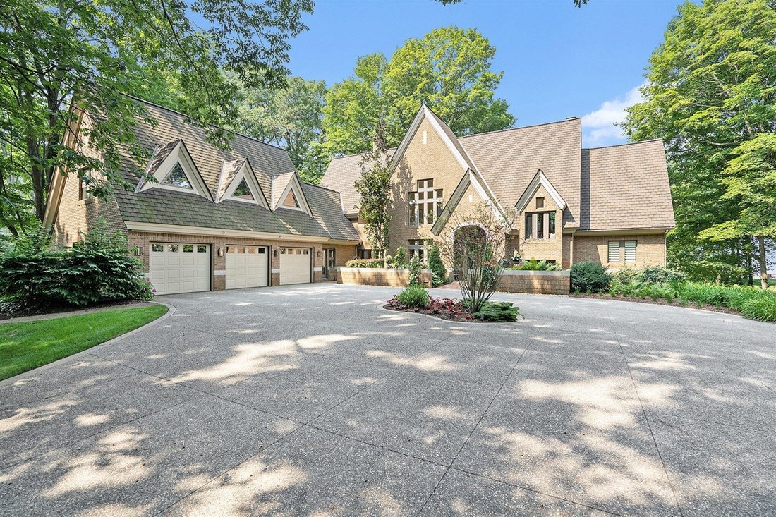 House in West Olive, Michigan, United States 1 - 18309257