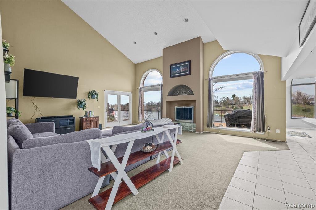 House in Wixom, Michigan, United States 4 - 18307911