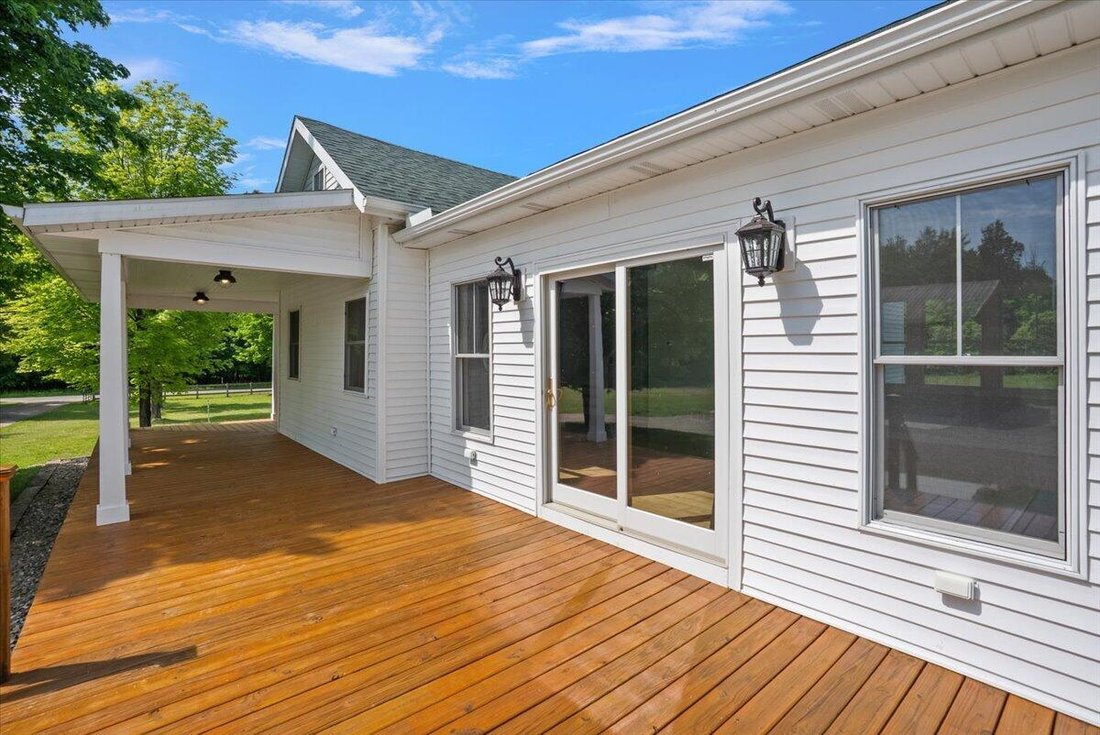 House in Grand Junction, Michigan, United States 5 - 18310043