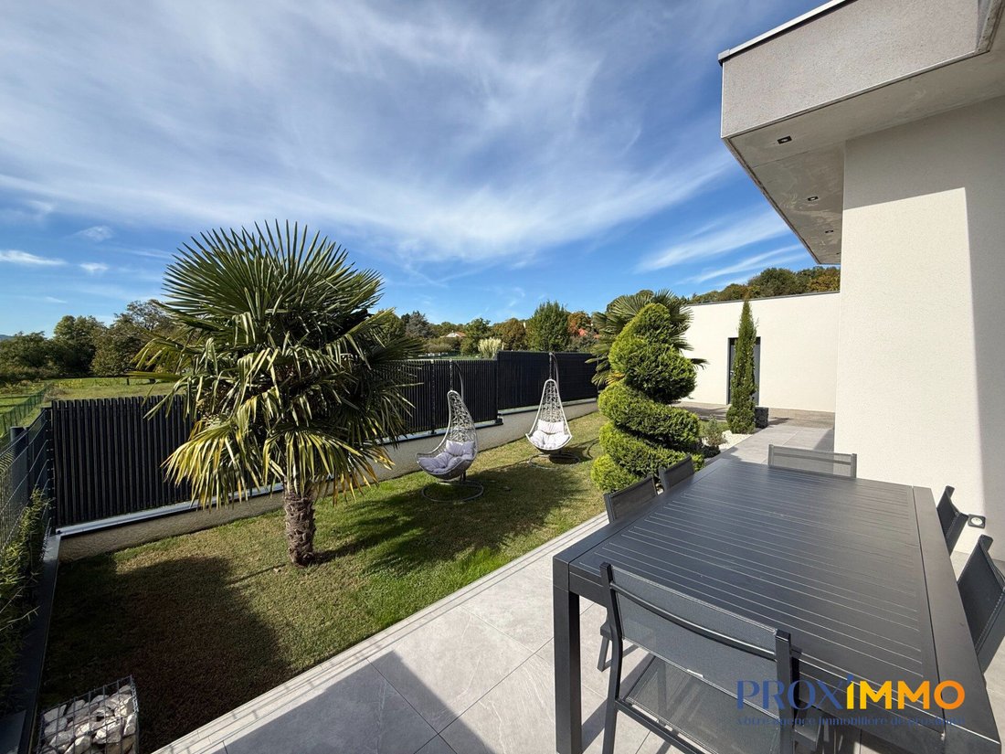Villa in Saint-Cassien, Auvergne-Rhône-Alpes, France 4 - 18267168