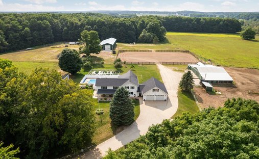 House in Fife Lake, Michigan, United States 1