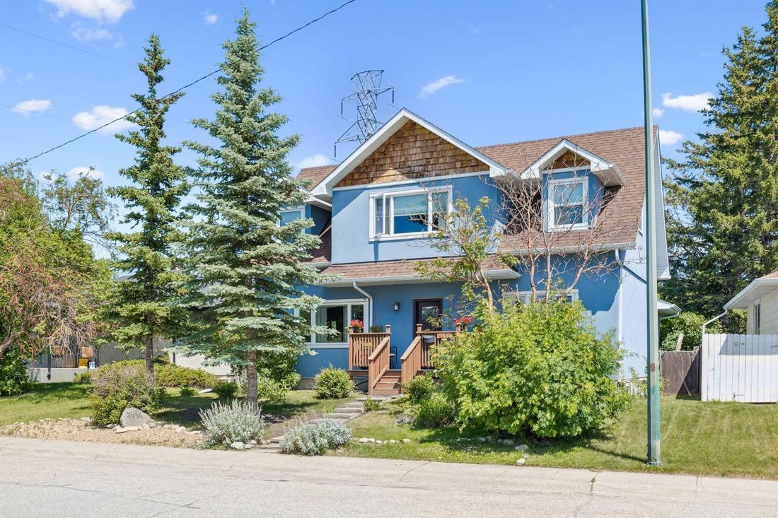 House in Calgary, Alberta, Canada 2 - 18314186