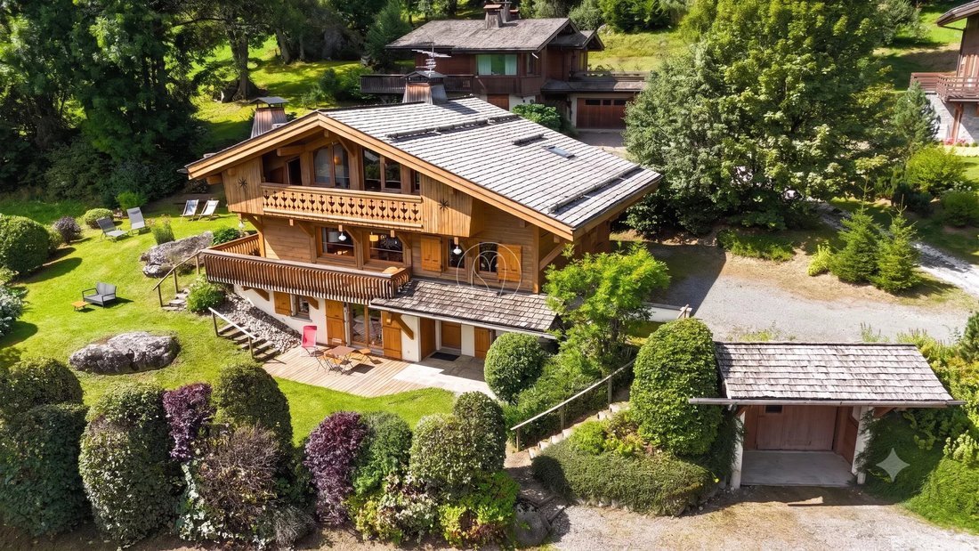 Chalet in Combloux, Auvergne-Rhône-Alpes, France 1 - 18188704