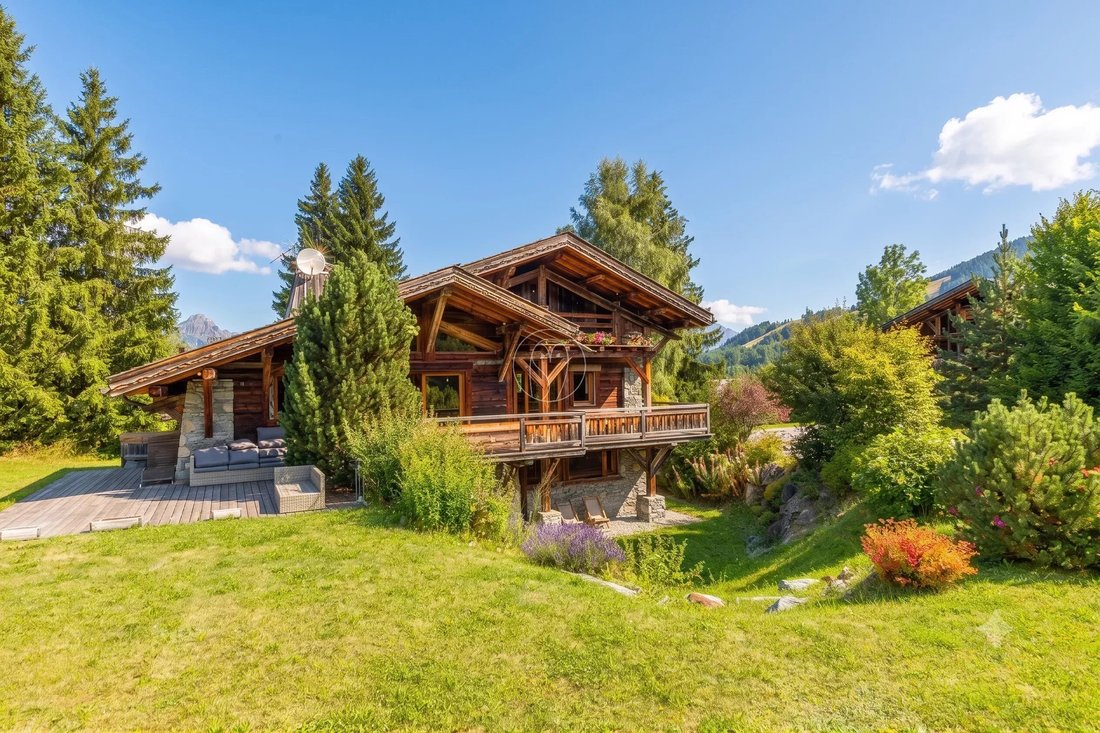 Chalet in Megève, Auvergne-Rhône-Alpes, France 1 - 18085137