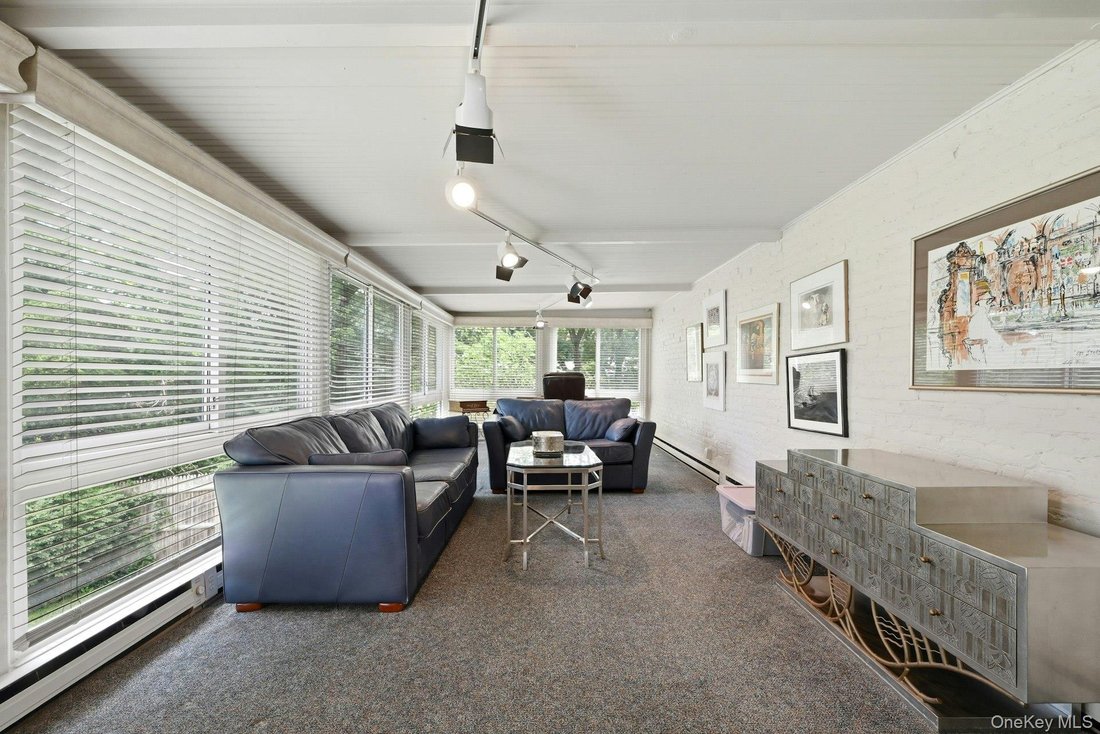 House in Halesite, New York, United States 5 - 18313153