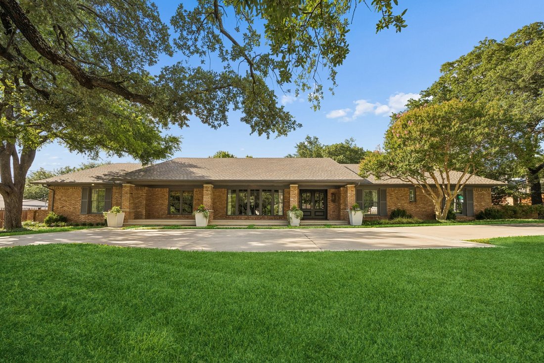 House in Dallas, Texas, United States 1 - 18313560