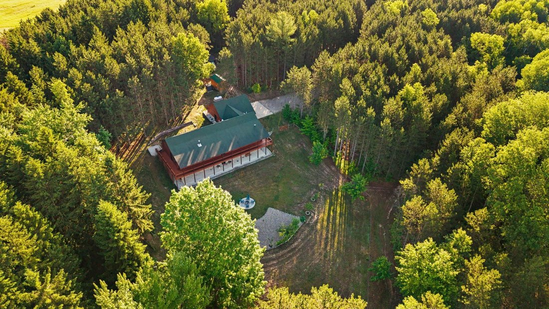 House in South Boardman, Michigan, United States 1 - 18310212