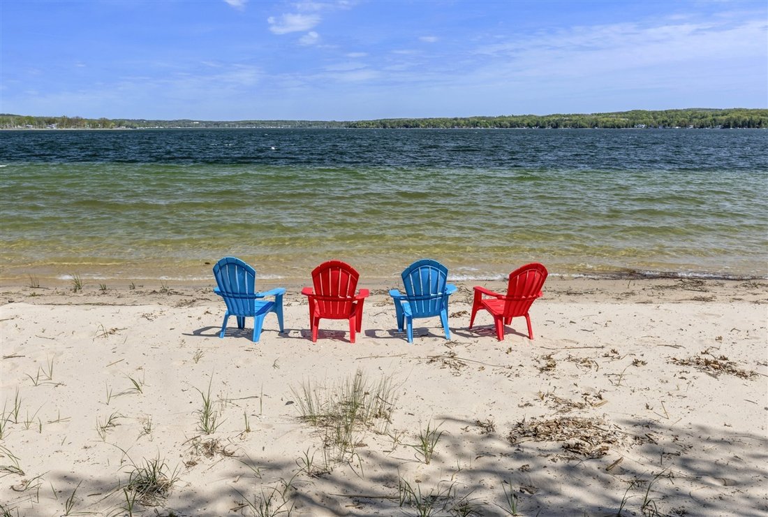 House in Onekama, Michigan, United States 5 - 18308330