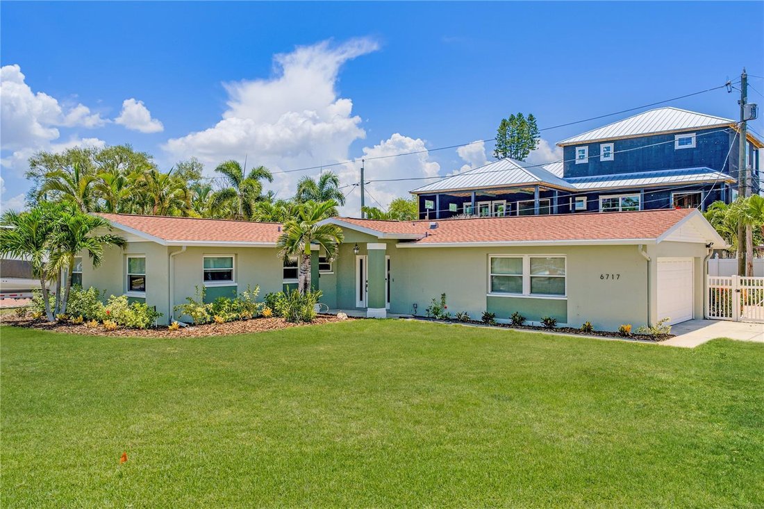 Casa a St. Petersburg, Florida, Stati Uniti 1 - 18306288