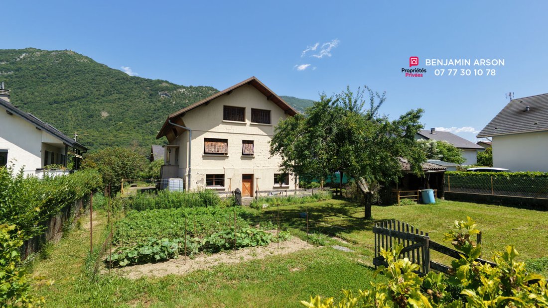 Villa in Challes-les-Eaux, Auvergne-Rhône-Alpes, France 2 - 18310630