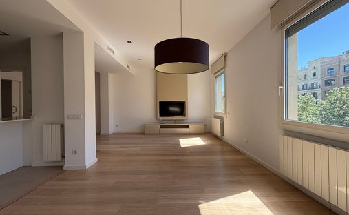 Apartamento en Eixample, Barcelona, España 1