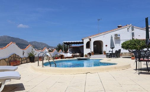 House in Orba, Valencian Community, Spain 1