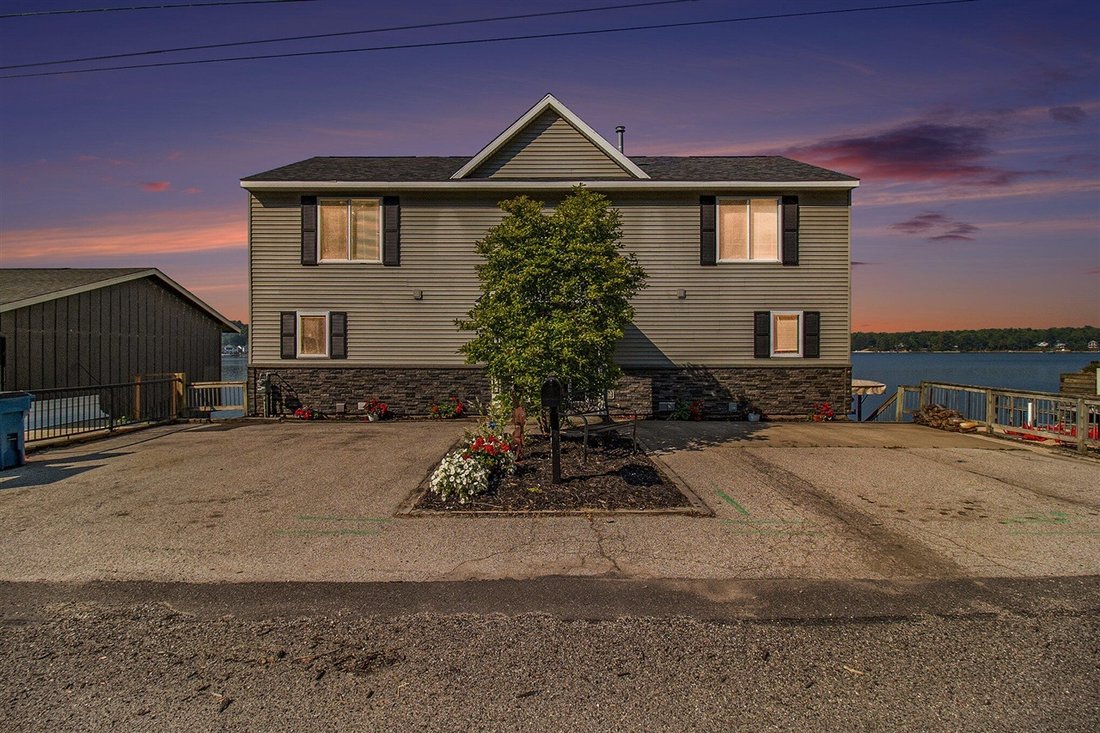 House in Pentwater, Michigan, United States 2 - 18308483