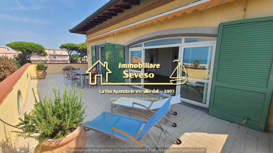 Penthouse in Motrone, Pietrasanta, Italy 3 - 18066821